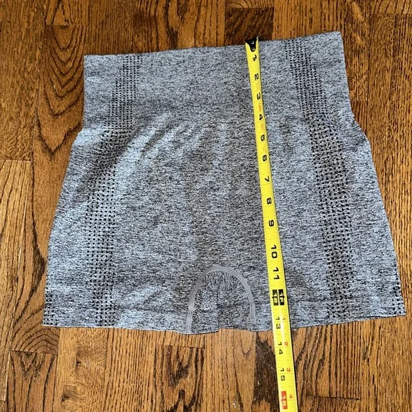 YOGA Exercise/Workout High Waisted Womens Shorts Size M - Picture 5 of 5